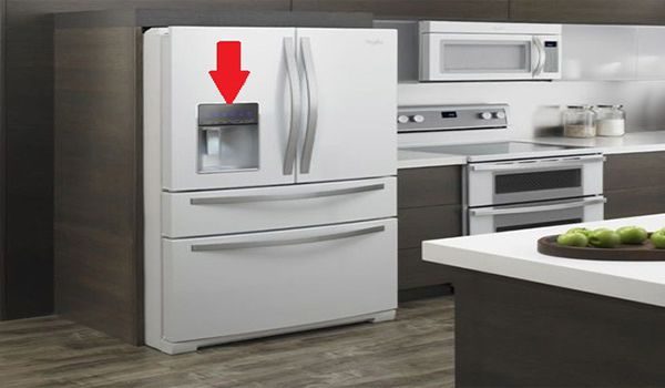 1600600748-button-on-emerson-refrigerator02
